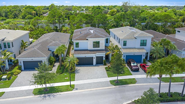 13498 Artisan Cir, Palm Beach Gardens