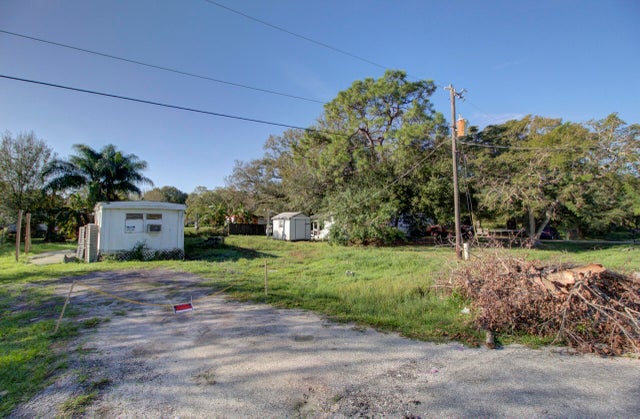 2 of 9 - 7100 Ne 12th Lane, Okeechobee, FL