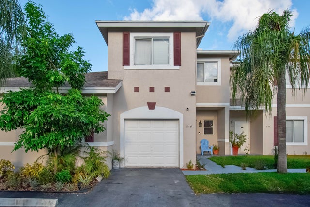 1 of 21 - 819 Nw 42 Place #819, Deerfield Beach, FL