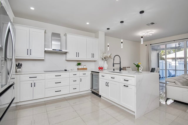 4 of 21 - 819 Nw 42 Place #819, Deerfield Beach, FL
