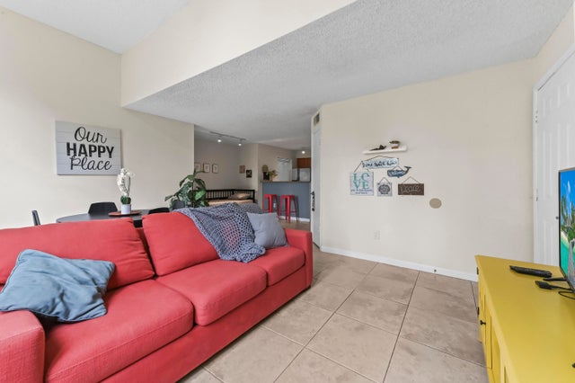 5 of 24 - 1205 Crystal Way #k, Delray Beach, FL