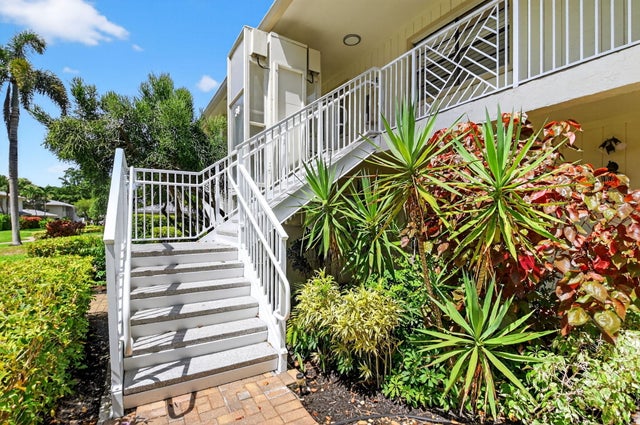 3 of 92 - 34 Westgate Lane #b, Boynton Beach, FL