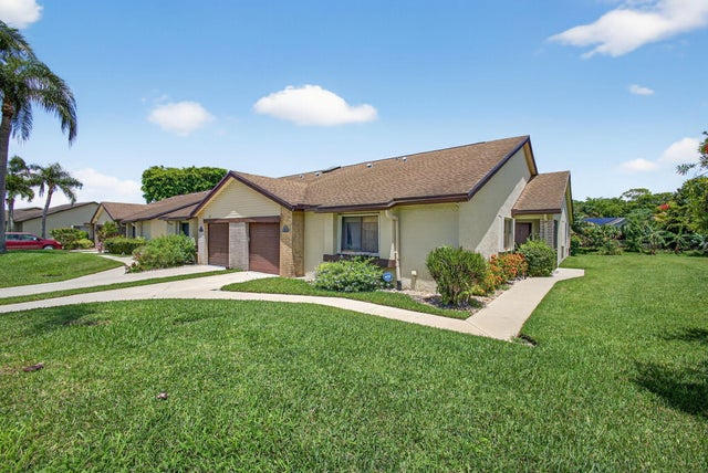 2 of 54 - 108 Village Walk Drive, Royal Palm Beach, FL