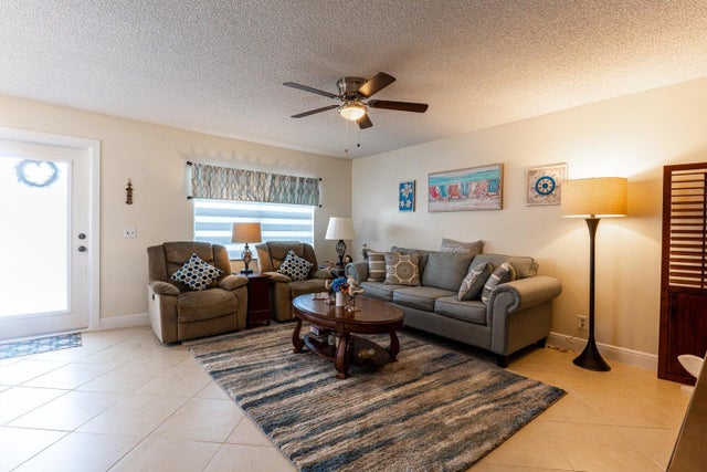 4 of 20 - 815 Flanders Q, Delray Beach, FL