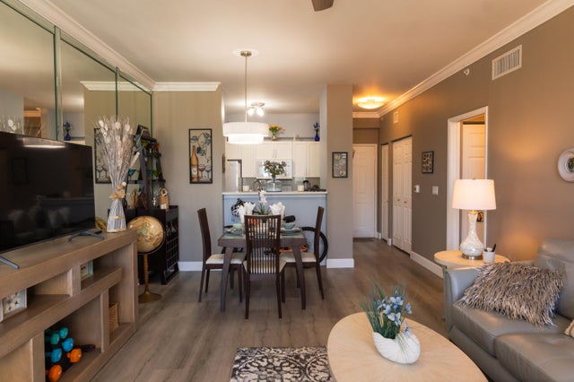 4 of 43 - 651 Okeechobee Boulevard #1008, West Palm Beach, FL