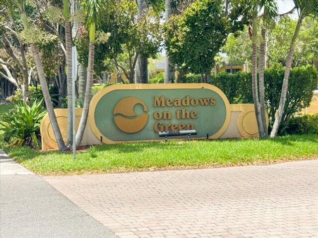 1 of 27 - 1104 Meadows Circle, Boynton Beach, FL