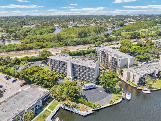 2 of 60 - 21 Royal Palm Way #4050, Boca Raton, FL