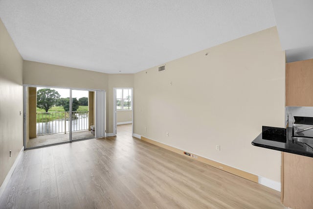 4 of 21 - 2100 Greenview Shores Boulevard #514, Wellington, FL