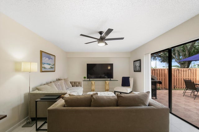 5 of 32 - 233 Charter Way, West Palm Beach, FL