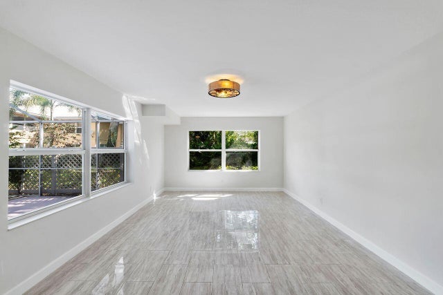 4 of 45 - 3133 Kingston Court, West Palm Beach, FL