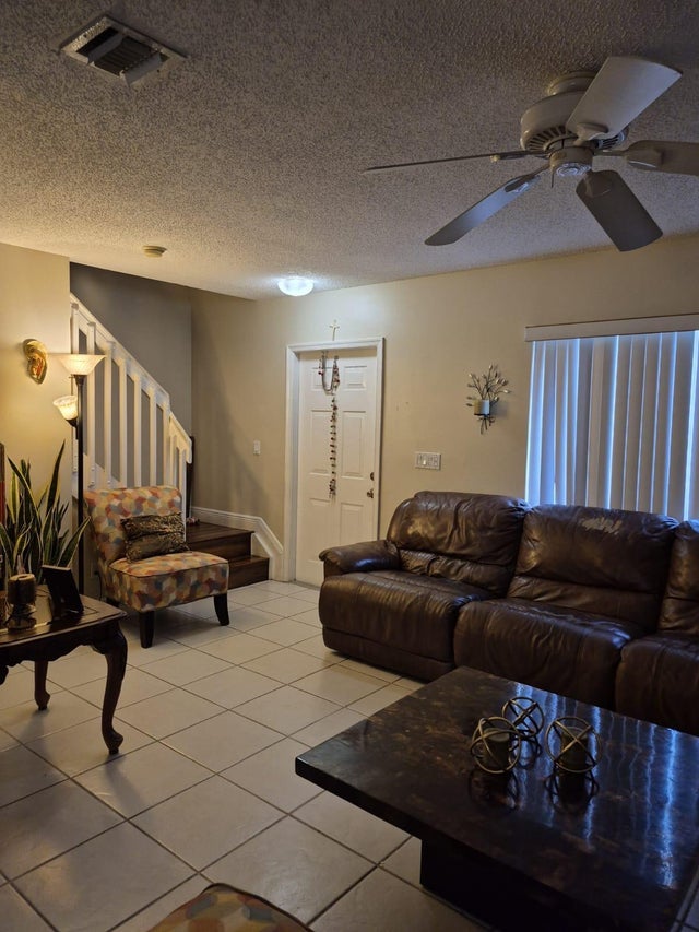 3 of 28 - 4753 Sw 13th Place, Deerfield Beach, FL
