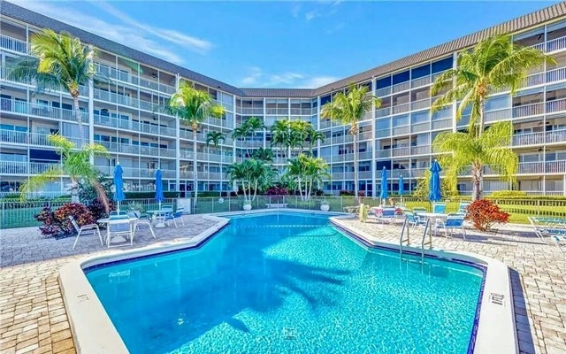 5 of 19 - 400 N Federal Highway #208, Deerfield Beach, FL