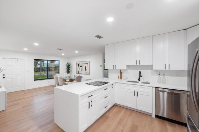 3 of 29 - 5341 Ne 17th Terrace, Fort Lauderdale, FL