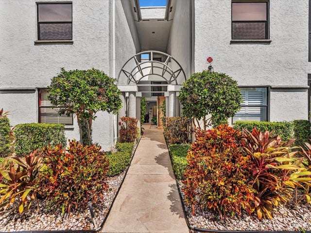 1 of 66 - 5133 Brisata Circle #c, Boynton Beach, FL