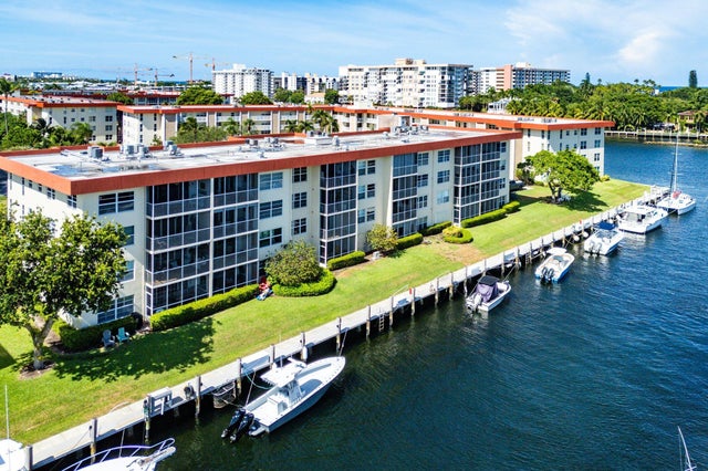 1 of 49 - 3050 Ne 48th Court #402, Lighthouse Point, FL