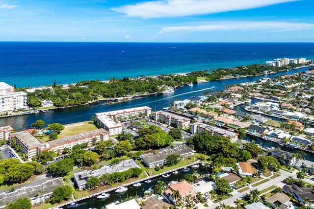 2 of 49 - 3050 Ne 48th Court #402, Lighthouse Point, FL