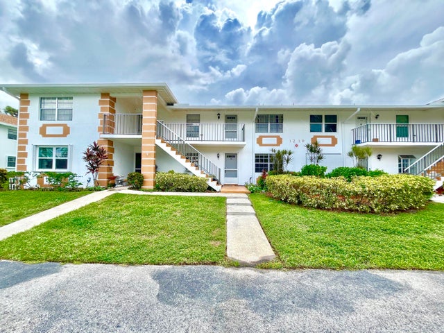 1 of 12 - 1219 S Lakes End Drive #b1, Fort Pierce, FL