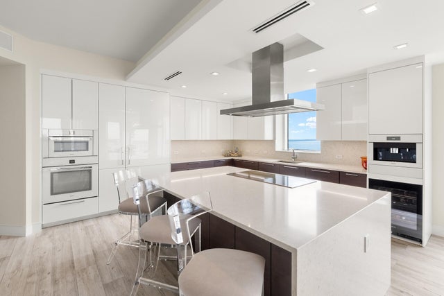5 of 59 - 3730 N Ocean Drive #17d, Singer Island, FL