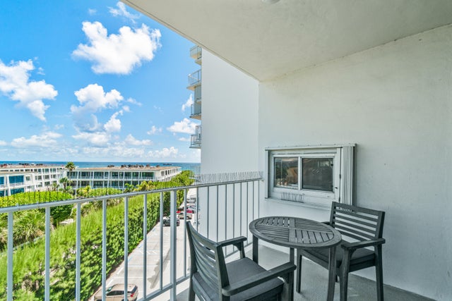 5 of 39 - 2295 S Ocean Boulevard #616, Palm Beach, FL