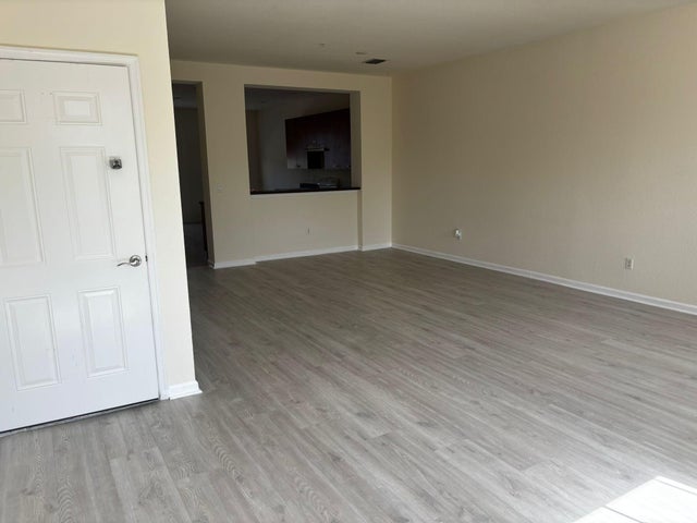 2 of 16 - 221 Greenwich Circle #209, Jupiter, FL