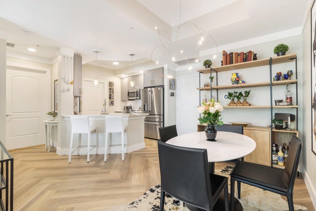 3 of 32 - 801 S Olive Avenue #919, West Palm Beach, FL