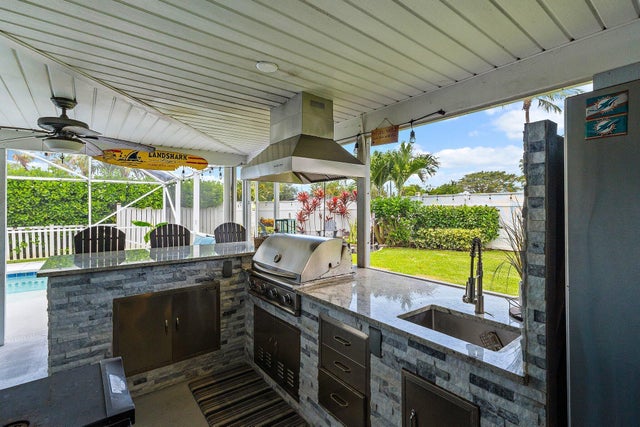 2 of 30 - 9674 Dogwood Avenue, Palm Beach Gardens, FL
