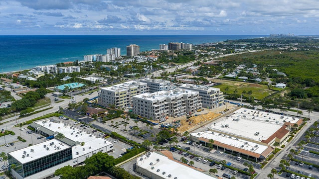 4 of 33 - 1011 Us Highway 1 #d204, Juno Beach, FL