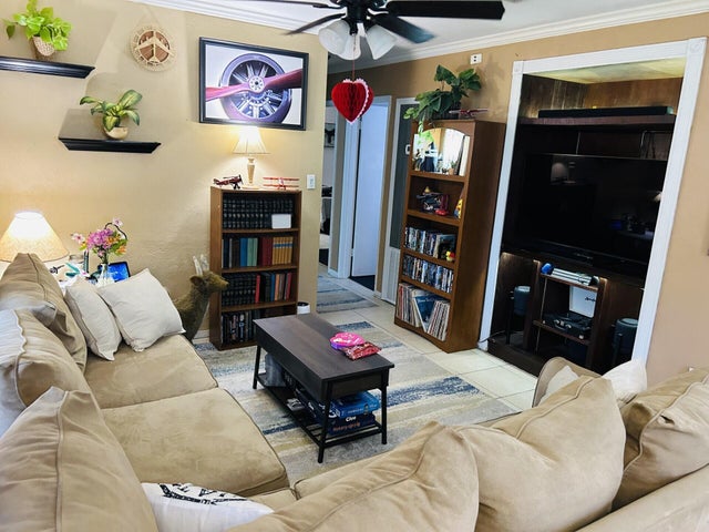 3 of 21 - 1413 Warren Avenue, Lakeland, FL