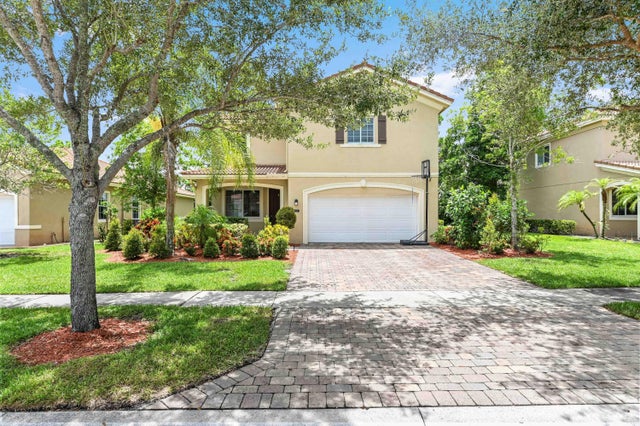 1 of 37 - 6819 Osage Circle, Greenacres, FL