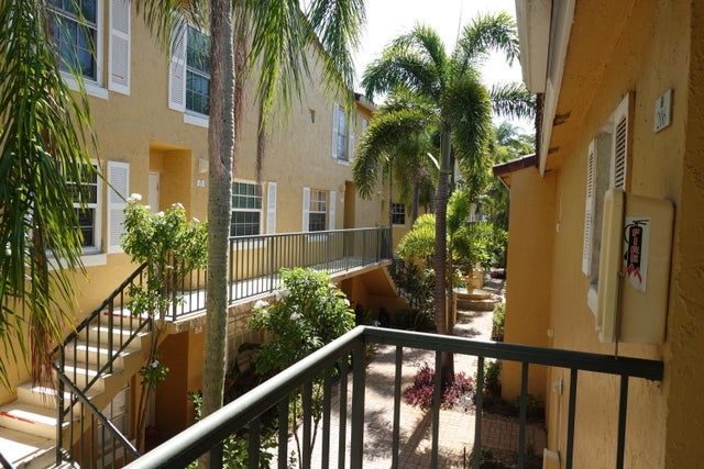 5 of 21 - 1120 Lake Shore Drive #205, Lake Park, FL