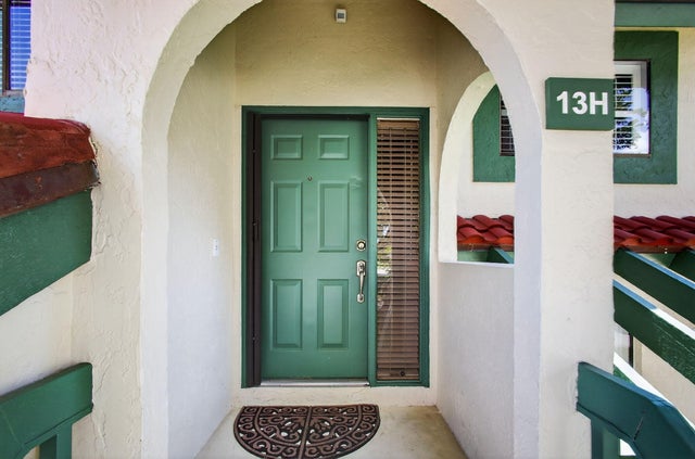 3 of 27 - 13 Lexington Lane E #h, Palm Beach Gardens, FL