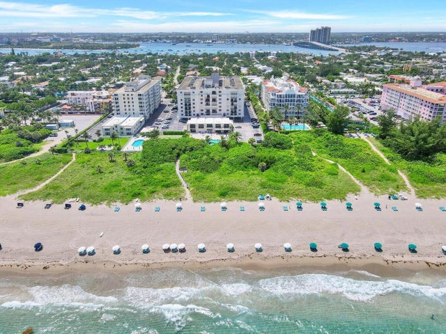 3 of 30 - 145 S Ocean Avenue #220, Palm Beach Shores, FL