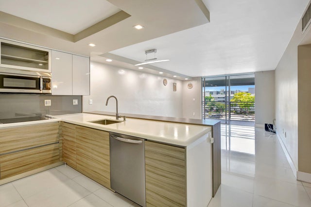 3 of 42 - 3600 Ne 170th Street #407, North Miami Beach, FL