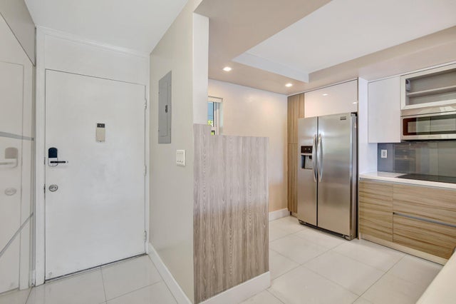 4 of 42 - 3600 Ne 170th Street #407, North Miami Beach, FL
