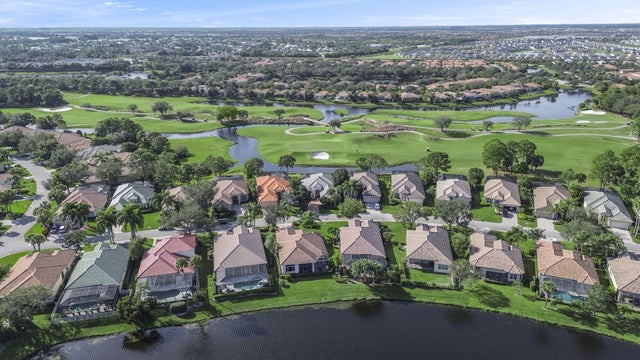 2 of 27 - 8918 First Tee Road, Port Saint Lucie, FL