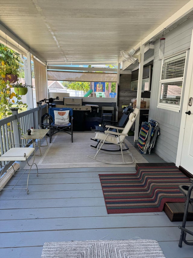 2 of 21 - 2555 Pga Blvd #18, Palm Beach Gardens, FL
