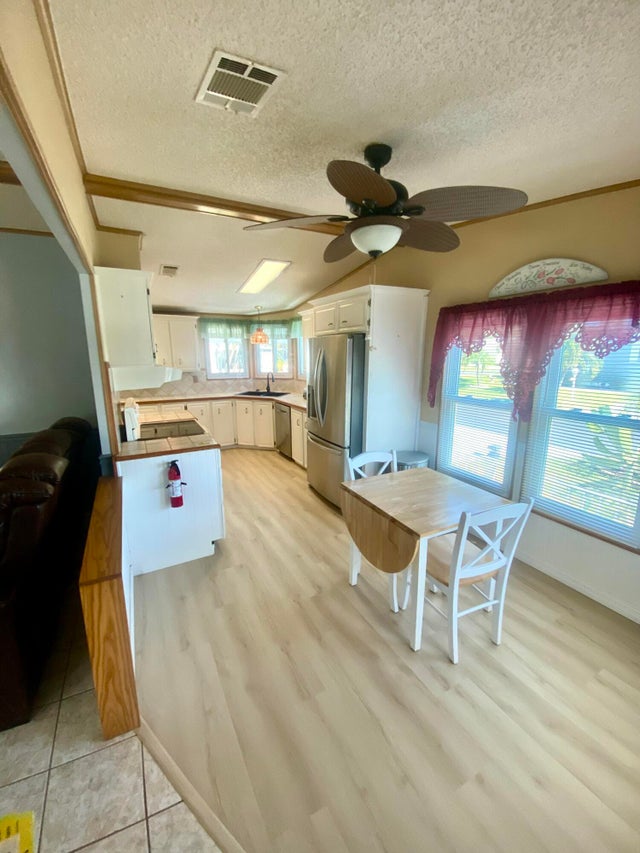4 of 22 - 469 Hemingway Terrace, Fort Pierce, FL
