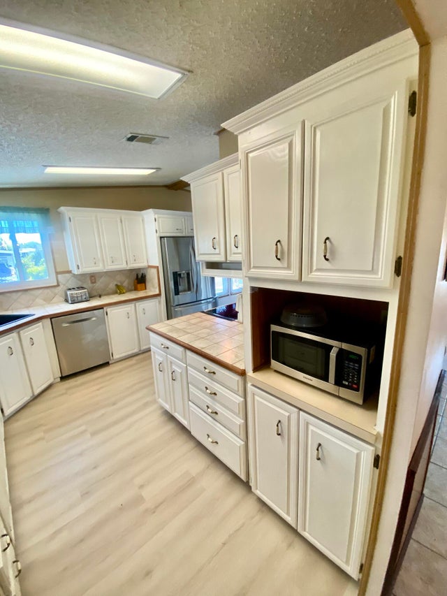 5 of 22 - 469 Hemingway Terrace, Fort Pierce, FL