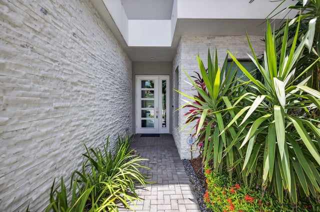 2 of 53 - 8618 Tower Bridge Court, Boca Raton, FL