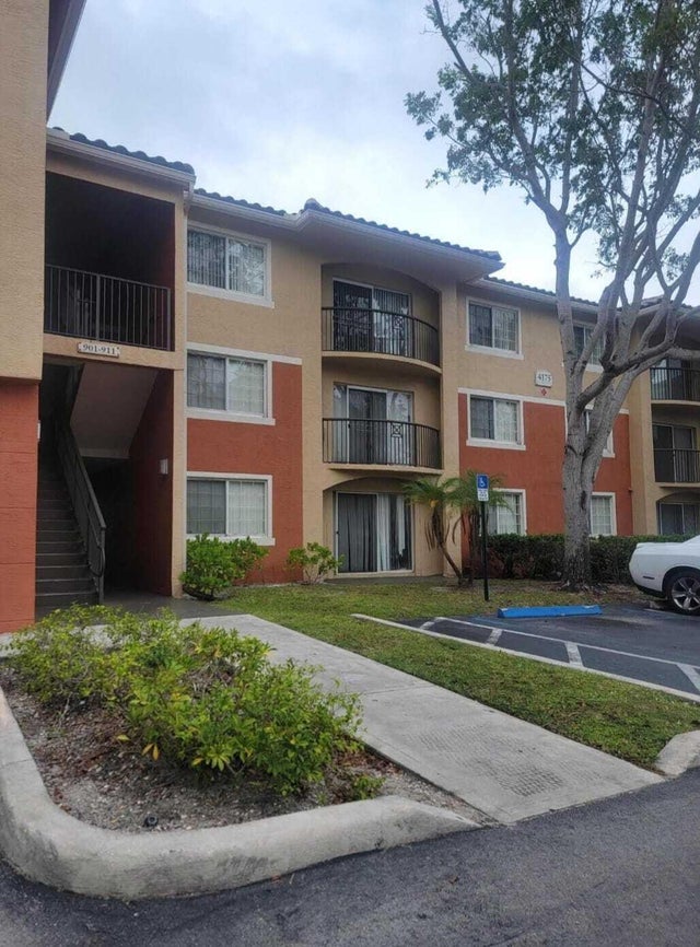 1 of 25 - 4175 N N Haverhill Road #907, West Palm Beach, FL
