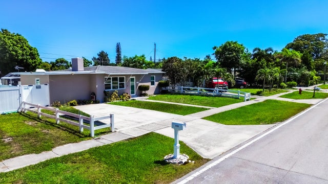 2 of 37 - 533 Cherry Road, West Palm Beach, FL