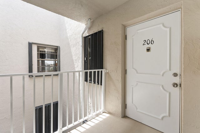 5 of 74 - 3207 S Lakeview Circle #6206, Fort Pierce, FL