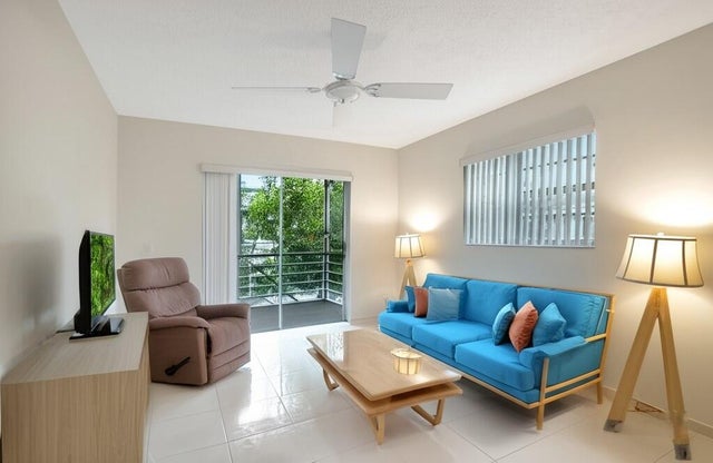 1 of 36 - 950 Flanders T, Delray Beach, FL
