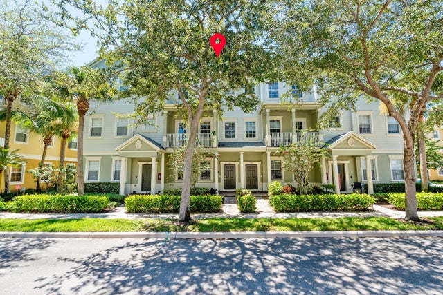 2 of 46 - 122 W Royal Palm Circle #102, Jupiter, FL