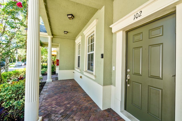 5 of 46 - 122 W Royal Palm Circle #102, Jupiter, FL