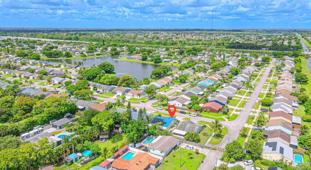 1 of 38 - 5018 E Canal Circle E, Lake Worth, FL