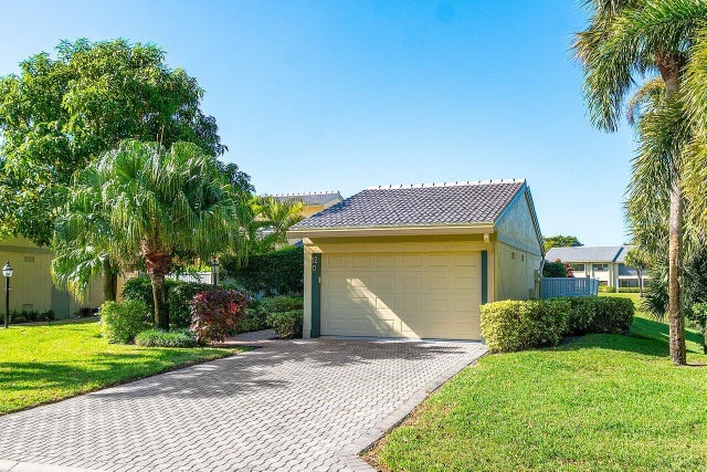 3 of 64 - 12 Eastgate Drive #d, Boynton Beach, FL