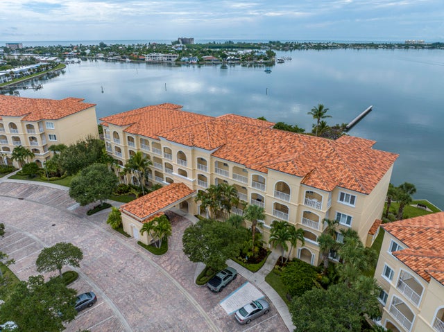 4 of 51 - 4 E Harbour Isle Ph Drive #ph06, Fort Pierce, FL