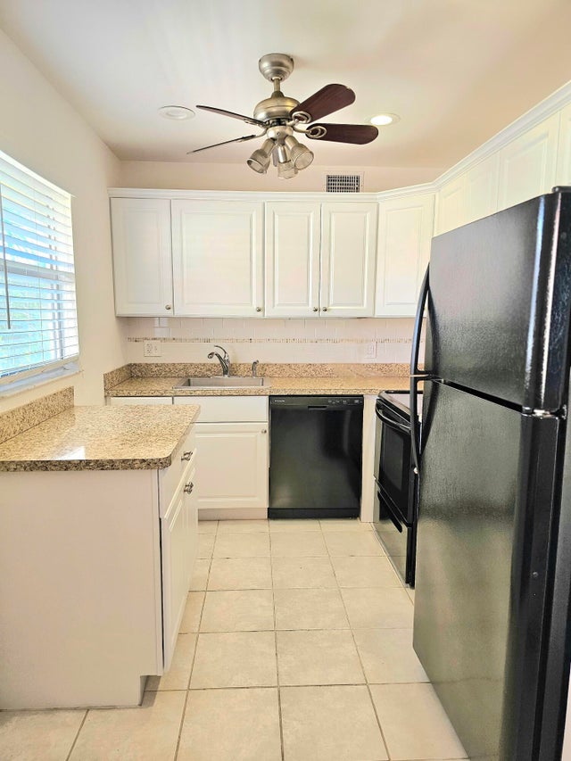 2 of 25 - 653 Saxony Lane N, Delray Beach, FL