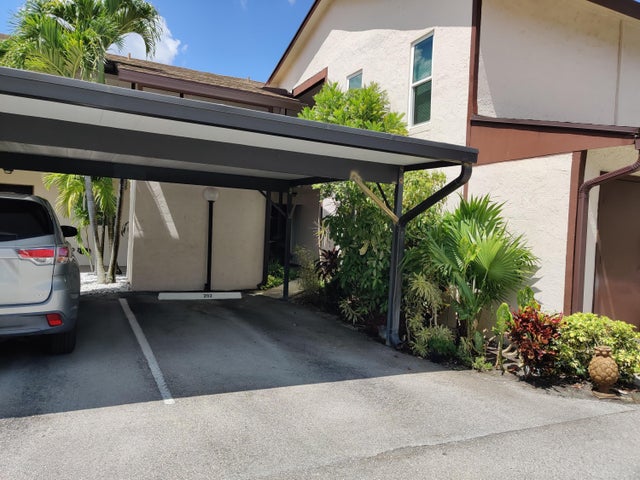2 of 34 - 6531 Se Federal Highway #j202, Stuart, FL